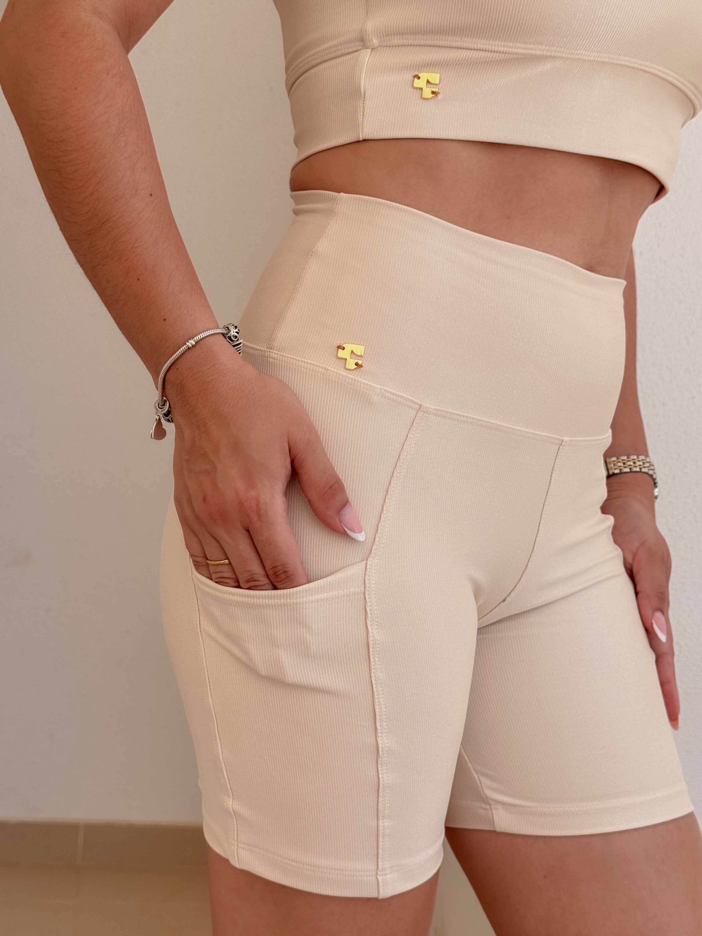 Shorts Com Bolso | Wonder